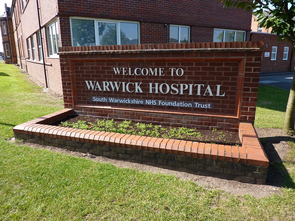 Warwick Hospital: Overview of Services and Facilities